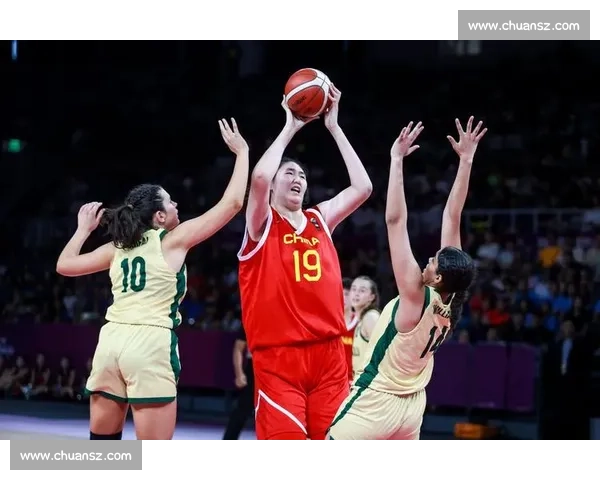 中国女篮大胜波黑！18 岁内线新星张子宇攻防统治力引爆全场