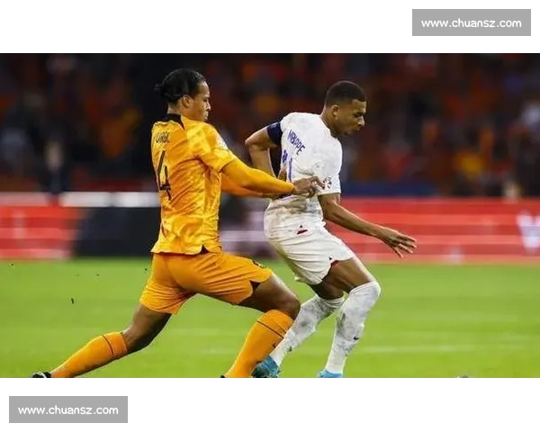 马伦：与邓弗里斯默契天成，荷兰队氛围助 4-0 大胜